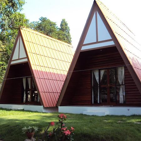 Отель Popeye House Мэхонгсон Экстерьер фото